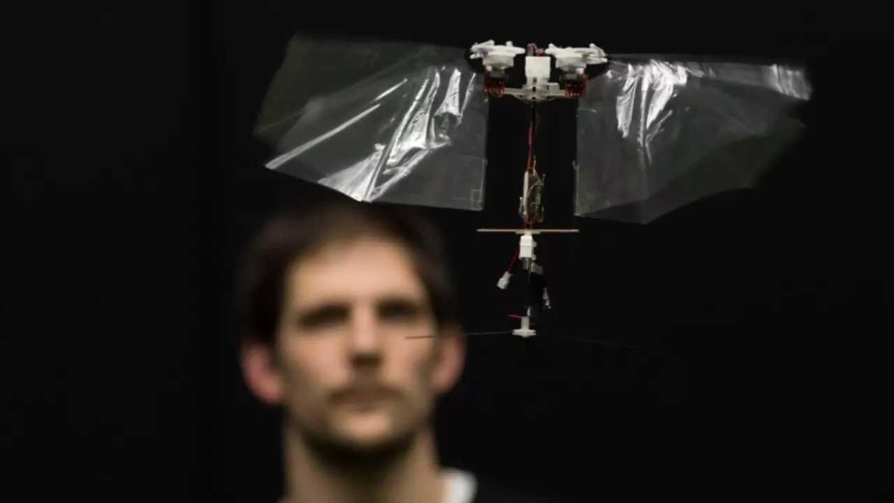Bilim İnsanlarından Drone Teknolojine Işık Tutacak Uçan Robot
